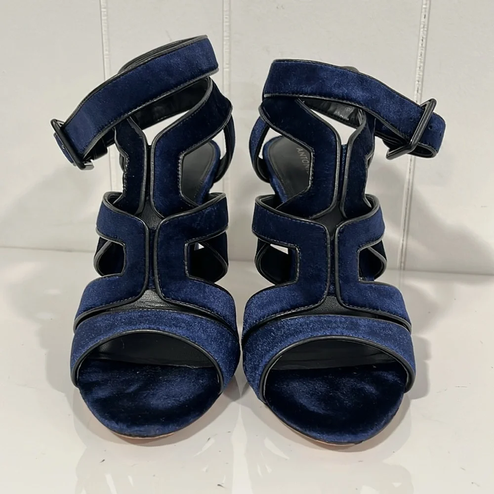 Antonio Melani Avett Velvet Sandals Navy/black sz 10M glam whimsical stiletto